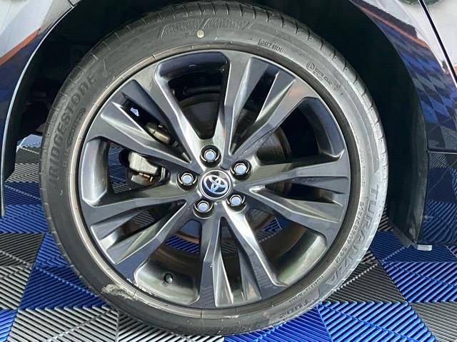 カローラツーリング ハイブリッド　ダブルバイビー　ＥＴＣ・ドラレコ・バックモニター・プッシュボタンスタート・ステアリングスイッチ・オートエアコン・キーフリー・アルミホイール・パワーウィンドウ（29枚目）