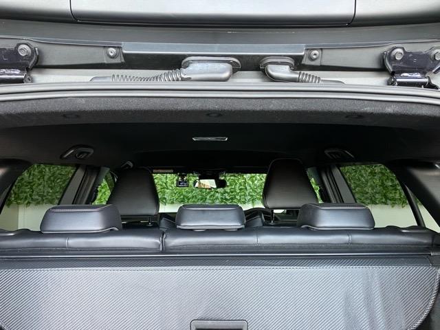 カローラツーリング ハイブリッド　ダブルバイビー　ＥＴＣ・ドラレコ・バックモニター・プッシュボタンスタート・ステアリングスイッチ・オートエアコン・キーフリー・アルミホイール・パワーウィンドウ（32枚目）