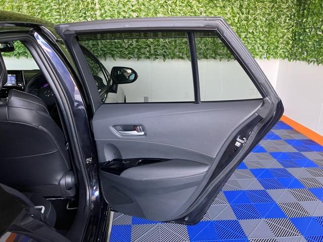 カローラツーリング ハイブリッド　ダブルバイビー　ＥＴＣ・ドラレコ・バックモニター・プッシュボタンスタート・ステアリングスイッチ・オートエアコン・キーフリー・アルミホイール・パワーウィンドウ（36枚目）