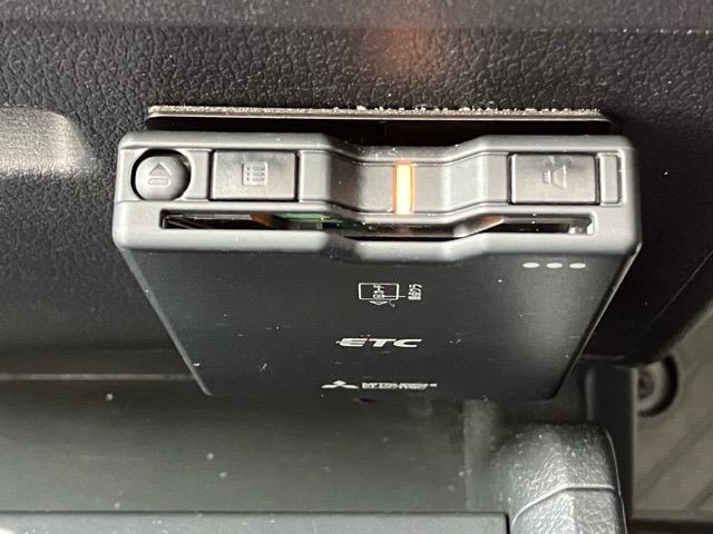 ハイゼットトラック EXT 4WD・CVT車・ナビ・バックモニター・ETC・衝突回避・作業灯・コーナーセンサー・プッシュボタンスタート・キーフリーシステム・エコアイドル・エアコン・パワーウィンドウ(3枚目)