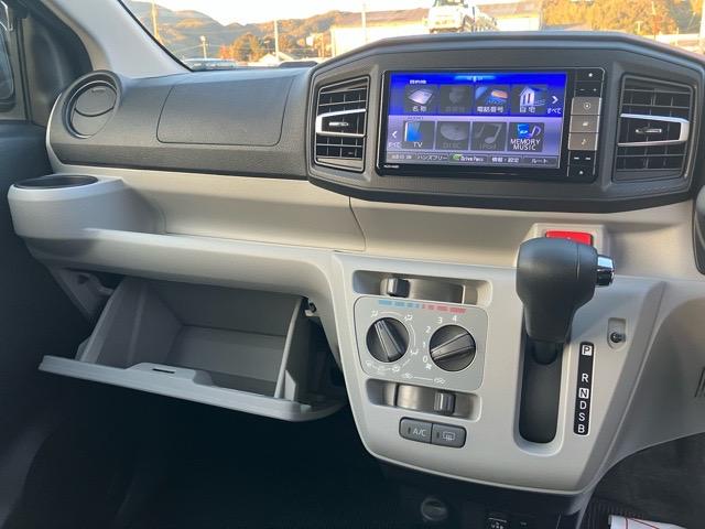 ミライース Ｘ　リミテッドＳＡＩＩＩ　ドラレコ・バックモニター・エコアイドル・コーナーセンサー・オートハイビーム・キーレスエントリー・エアコン・パワーウィンドウ（10枚目）