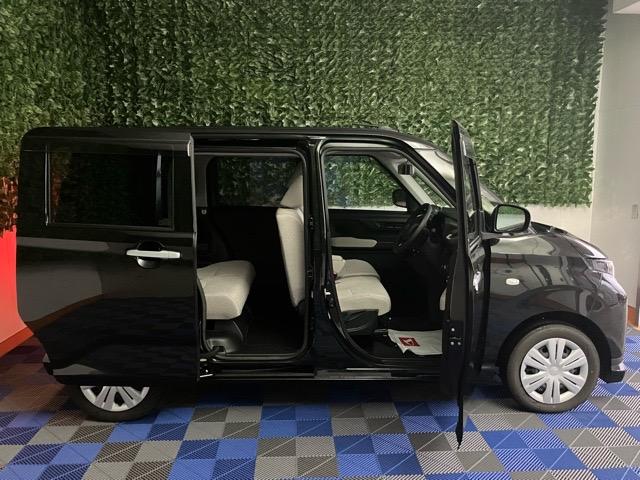 ムーヴ Ｘ　片側電動スライドドア・ディスプレイオーディオ・Ｂｌｕｅｔｏｏｔｈ・パノラマモニター・プッシュボタンスタート・ステアリングスイッチ・オートエアコン・キーフリー・コーナーセンサー・パワーウィンドウ（17枚目）