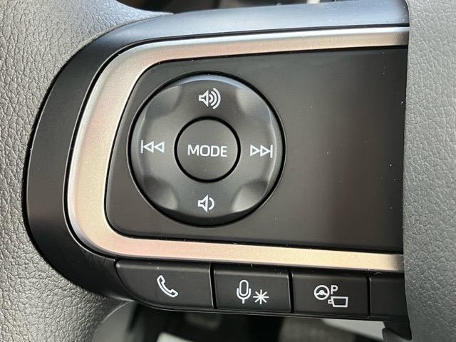 ムーヴ Ｘ　片側電動スライドドア・ディスプレイオーディオ・Ｂｌｕｅｔｏｏｔｈ・パノラマモニター・プッシュボタンスタート・ステアリングスイッチ・オートエアコン・キーフリー・コーナーセンサー・パワーウィンドウ（11枚目）