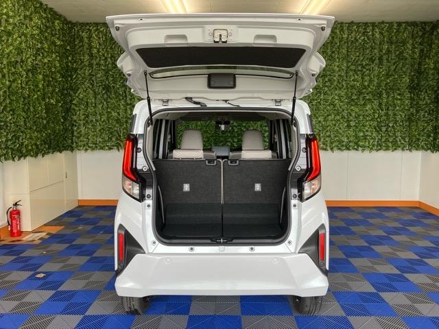 ムーヴ Ｘ　片側電動スライドドア・ディスプレイオーディオ・Ｂｌｕｅｔｏｏｔｈ・パノラマモニター・プッシュボタンスタート・ステアリングスイッチ・オートエアコン・キーフリー・コーナーセンサー・パワーウィンドウ（32枚目）