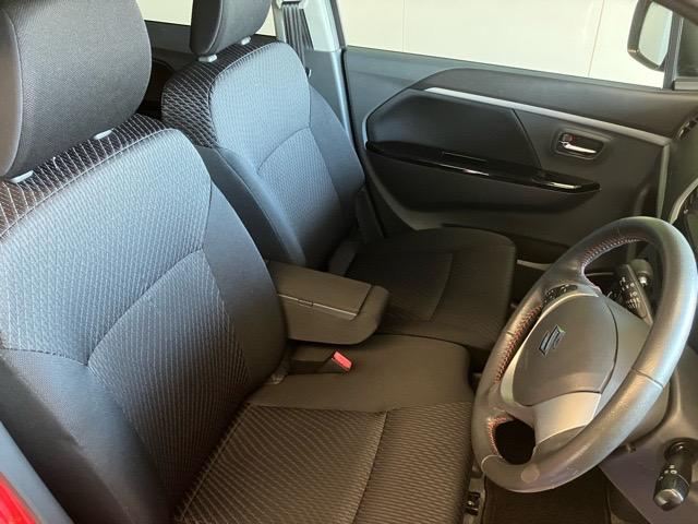 ワゴンＲ ２０周年記念車　バックモニター・アイドリングストップ・ステアリングスイッチ・キーフリーシステム・オートエアコン・アルミホイール・パワーウィンドウ（18枚目）