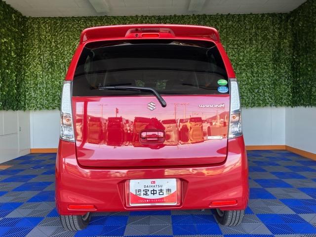ワゴンＲ ２０周年記念車　バックモニター・アイドリングストップ・ステアリングスイッチ・キーフリーシステム・オートエアコン・アルミホイール・パワーウィンドウ（20枚目）