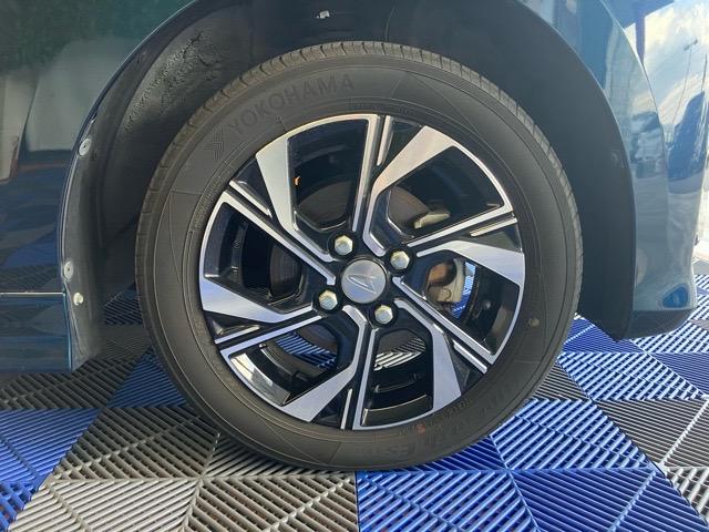 タント カスタムＸ　両側電動スライドドア・ドラレコ・パノラマモニター・プッシュボタンスタート・ステアリングスイッチ・オートエアコン・キーフリーシステム・シートヒーター・パワーウィンドウ（27枚目）