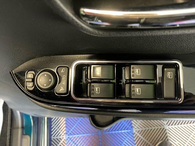 タント カスタムＸ　両側電動スライドドア・ドラレコ・パノラマモニター・プッシュボタンスタート・ステアリングスイッチ・オートエアコン・キーフリーシステム・シートヒーター・パワーウィンドウ（37枚目）