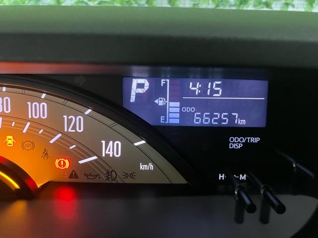 ムーヴキャンバス Ｘリミテッドメイクアップ　ＳＡＩＩ　アウトレット車・現状渡し・両側電動スライドドア・ＥＴＣ・プッシュボタンスタート・ステアリングスイッチ・オートエアコン・キーフリーシステム・ベンチシート・パワーウィンドウ（7枚目）