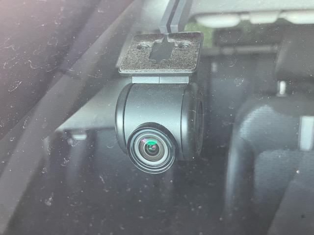 ロッキー プレミアム　ＥＴＣ・ドラレコ・パノラマモニター・プッシュボタンスタート・ステアリングスイッチ・オートエアコン・キーフリー・コーナーセンサー・アルミホイール・シートヒーター・パワーウィンドウ（4枚目）