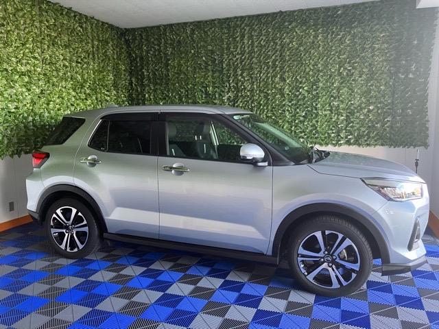 ロッキー プレミアム　ＥＴＣ・ドラレコ・パノラマモニター・プッシュボタンスタート・ステアリングスイッチ・オートエアコン・キーフリー・コーナーセンサー・アルミホイール・シートヒーター・パワーウィンドウ（16枚目）