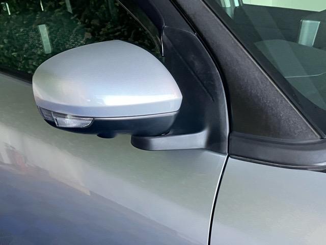 ロッキー プレミアム　ＥＴＣ・ドラレコ・パノラマモニター・プッシュボタンスタート・ステアリングスイッチ・オートエアコン・キーフリー・コーナーセンサー・アルミホイール・シートヒーター・パワーウィンドウ（27枚目）