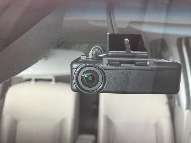 ムーヴ Ｌ　ＳＡＩＩＩ　ドラレコ・ＣＤオーディオ・キーレスエントリー・エアコン・ＰＷＲモード・オートハイビーム・パワーウィンドウ（3枚目）