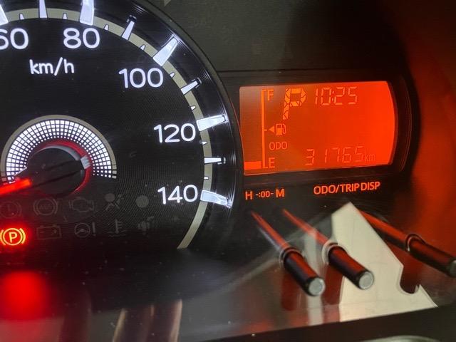 ムーヴ ＸリミテッドＩＩ　ＳＡＩＩＩ　バックモニター・プッシュボタンスタート・ステアリングスイッチ・オートエアコン・キーフリーシステム・オートハイビーム・アルミホイール・運転席シートヒーター・パワーウィンドウ（6枚目）