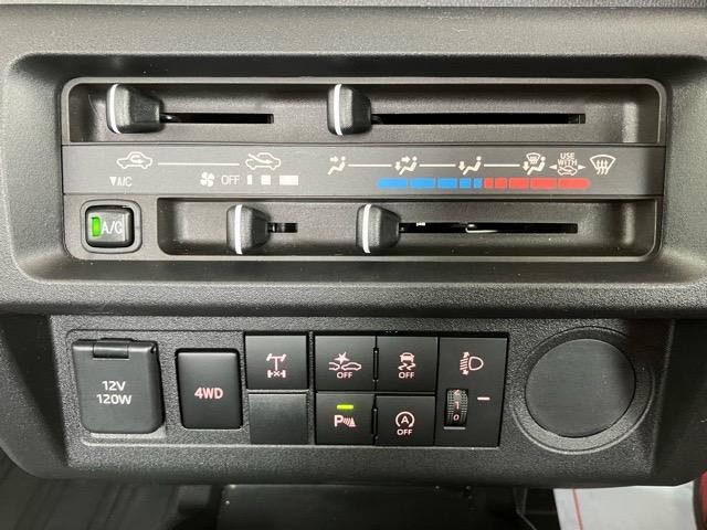 ハイゼットトラック スタンダード 農用スペシャル 4WD・MT車・衝突回避・作業灯・AM/FMラジオ・コーナーセンサー・エコアイドル・エアコン(11枚目)