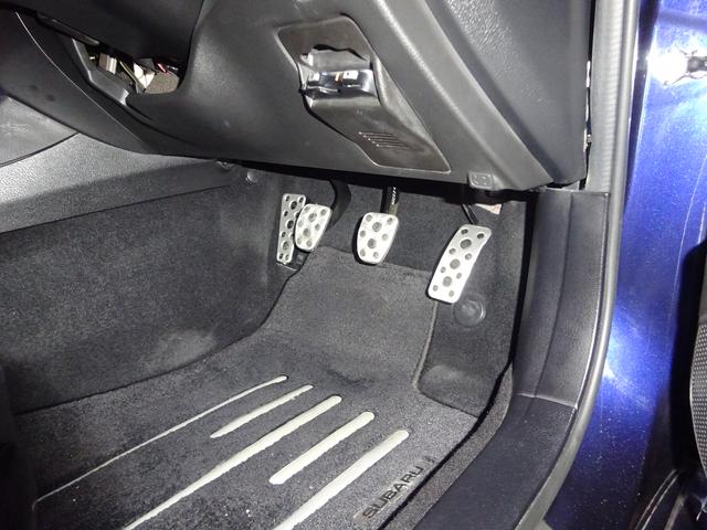 WRX STi 6MT 「EJ20」型水平対向エンジン(14枚目)