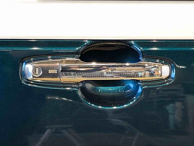 ムーヴキャンバス ストライプスＧターボ　４ＷＤ　ターボ　　両側電動スライドドア　オートライト　衝突被害軽減システム　横滑り防止機能　シートヒーター　プッシュスタート　スマートキー　オートエアコン　アイドリングストップ　ＡＢＳ（61枚目）