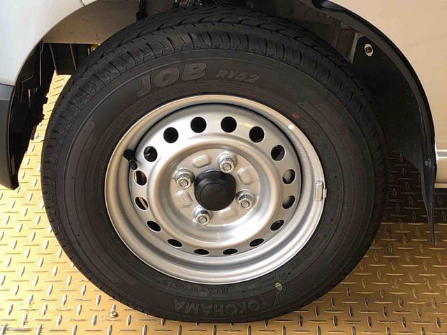 ハイゼットカーゴ ＤＸ　４ＷＤ　ＡＭ／ＦＭラジオ　　マニュアルエアコン　パワーステアリング　パワードアロック　キーレスエントリー　衝突被害軽減システム　横滑り防止機能　アイドリングストップ　オートライト　ＡＢＳ（23枚目）