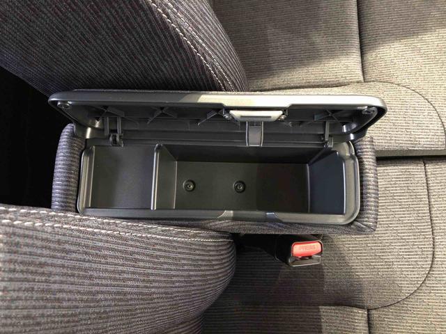 ムーヴ Ｇ　４ＷＤ　片側電動スライドドア　アイドリングストップ　プッシュスタート　スマートキー　衝突被害軽減システム　横滑り防止機能　オートライト　フォグランプ　オートエアコン　ＡＢＳ（52枚目）