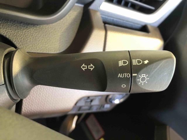 ���I�[�g���C�g�@�\���ԊO�̖��邳�ɉ����Ď����I�Ńw�b�h�����v��_������я������܂��B�[��ꎞ��g���l���Ȃǂŕ֗��ł��I