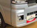 死角になりやすい左右方向の障害物をブザーで知らせてくれるコーナーセンサー搭載