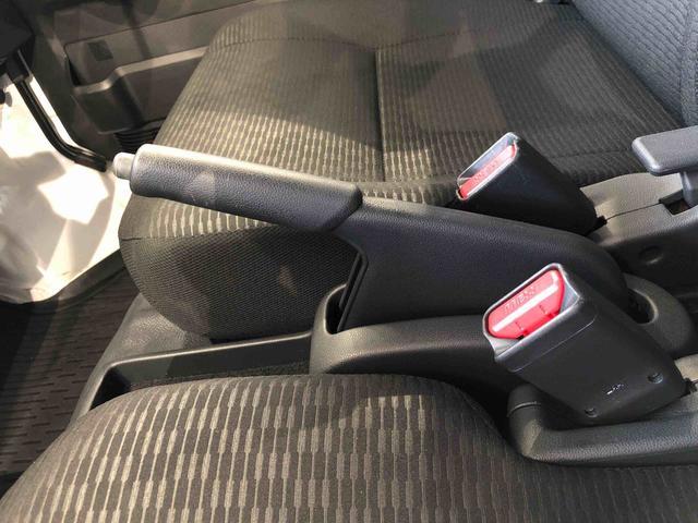 ハイゼットカーゴ ＤＸ　４ＷＤ　ＡＭ／ＦＭラジオ　　マニュアルエアコン　パワーステアリング　パワードアロック　キーレスエントリー　衝突被害軽減システム　横滑り防止機能　アイドリングストップ　オートライト　ＡＢＳ（41枚目）