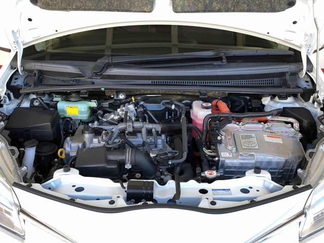 ヴィッツ ハイブリッドU 2WD 衝突被害軽減システム 横滑り防止機能 シートヒーター オートライト プッシュスタート スマートキー オートエアコン パワステ パワーウインドウ 電動格納ドアミラー ABS(19枚目)