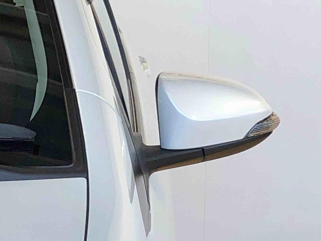 ヴィッツ ハイブリッドU 2WD 衝突被害軽減システム 横滑り防止機能 シートヒーター オートライト プッシュスタート スマートキー オートエアコン パワステ パワーウインドウ 電動格納ドアミラー ABS(30枚目)