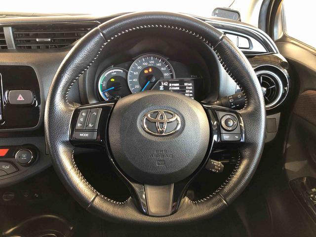 ヴィッツ ハイブリッドU 2WD 衝突被害軽減システム 横滑り防止機能 シートヒーター オートライト プッシュスタート スマートキー オートエアコン パワステ パワーウインドウ 電動格納ドアミラー ABS(38枚目)