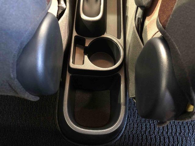 ヴィッツ ハイブリッドU 2WD 衝突被害軽減システム 横滑り防止機能 シートヒーター オートライト プッシュスタート スマートキー オートエアコン パワステ パワーウインドウ 電動格納ドアミラー ABS(53枚目)