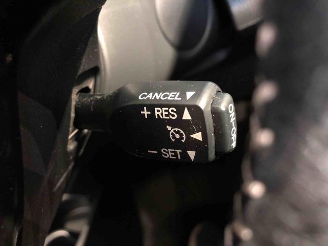 ヴィッツ ハイブリッドU 2WD 衝突被害軽減システム 横滑り防止機能 シートヒーター オートライト プッシュスタート スマートキー オートエアコン パワステ パワーウインドウ 電動格納ドアミラー ABS(58枚目)