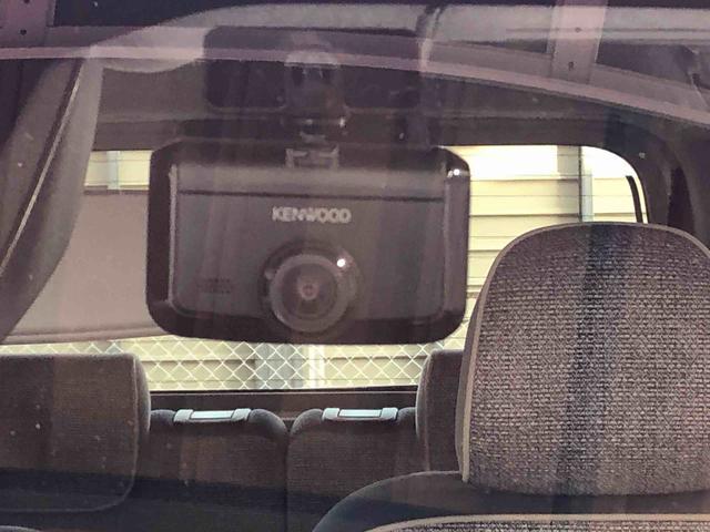 ムーヴキャンバス ストライプスＧターボ　２ＷＤ　ターボ　両側電動スライドドア　オートライト　衝突被害軽減システム　横滑り防止機能　プッシュスタート　スマートキー　オートエアコン　電動格納ドアミラー　アイドリングストップ　ＡＢＳ（59枚目）