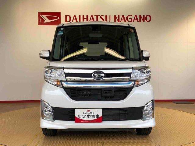 タント カスタムＲＳ　ＳＡＩＩ　４ＷＤ　ターボ　両側電動スライドドア　アイドリングストップ　プッシュスタート　スマートキー　衝突被害軽減システム　横滑り防止機能　オートライト　オートエアコン　電動格納ドアミラー　ＡＢＳ（4枚目）