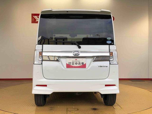 タント カスタムＲＳ　ＳＡＩＩ　４ＷＤ　ターボ　両側電動スライドドア　アイドリングストップ　プッシュスタート　スマートキー　衝突被害軽減システム　横滑り防止機能　オートライト　オートエアコン　電動格納ドアミラー　ＡＢＳ（5枚目）