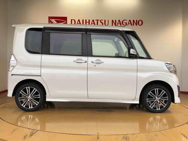 タント カスタムＲＳ　ＳＡＩＩ　４ＷＤ　ターボ　両側電動スライドドア　アイドリングストップ　プッシュスタート　スマートキー　衝突被害軽減システム　横滑り防止機能　オートライト　オートエアコン　電動格納ドアミラー　ＡＢＳ（6枚目）
