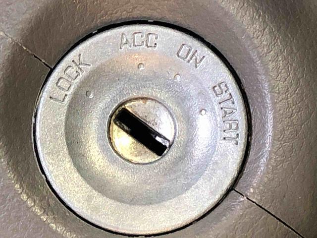 エブリイ PAリミテッド 4WD マニュアルエアコン キーレスエントリーパワードアロック 衝突被害軽減システム 横滑り防止機能 ABS(35枚目)