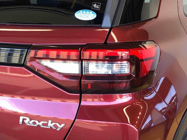 ロッキー プレミアム　４ＷＤ　ターボ　衝突被害軽減システム　横滑り防止機能　シートヒーター　オートライト　オートエアコン　プッシュスタート　スマートキー　アイドリングストップ　電動格納ドアミラー　ＡＢＳ（31枚目）
