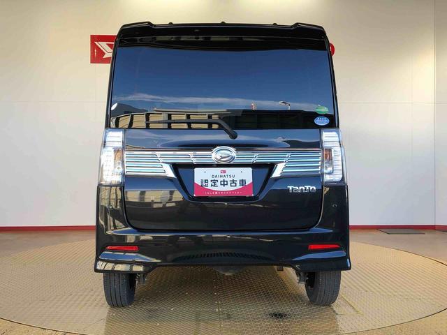 タント カスタムＸ　トップエディションＶＳ　ＳＡＩＩＩ　４ＷＤ　シートヒーター　両側電動スライドドア　アイドリングストップ　プッシュスタート　スマートキー　衝突被害軽減システム　横滑り防止機能　オートライト　オートエアコン　ＡＢＳ（5枚目）