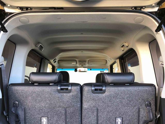 タント カスタムＸ　トップエディションＶＳ　ＳＡＩＩＩ　４ＷＤ　シートヒーター　両側電動スライドドア　アイドリングストップ　プッシュスタート　スマートキー　衝突被害軽減システム　横滑り防止機能　オートライト　オートエアコン　ＡＢＳ（14枚目）