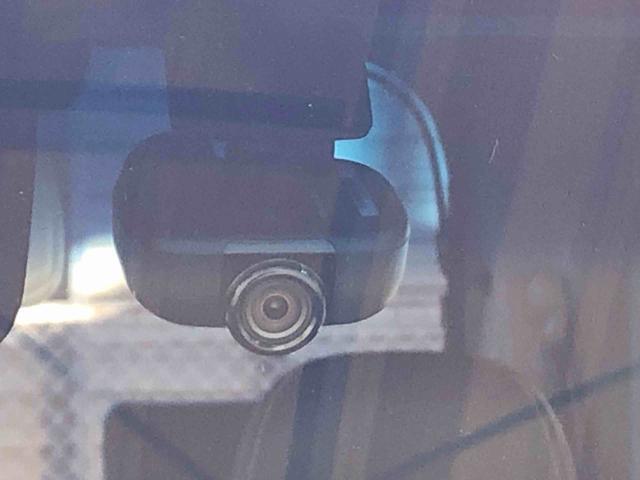 タント カスタムＸ　トップエディションＶＳ　ＳＡＩＩＩ　４ＷＤ　シートヒーター　両側電動スライドドア　アイドリングストップ　プッシュスタート　スマートキー　衝突被害軽減システム　横滑り防止機能　オートライト　オートエアコン　ＡＢＳ（60枚目）