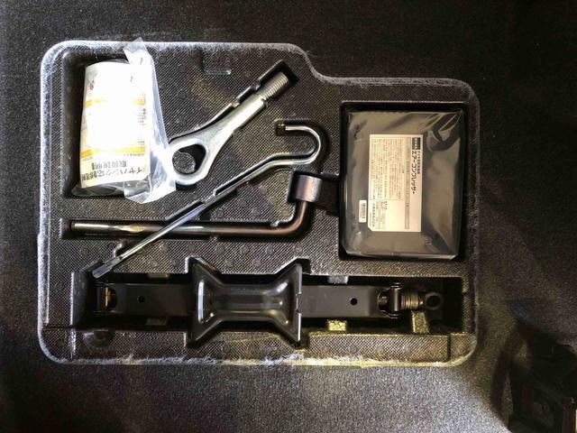 トール カスタムＧ　ターボ　２ＷＤ　ターボ　両側電動スライドドア　衝突被害軽減システム　横滑り防止機能　オートライト　オートエアコン　プッシュスタート　スマートキー　アイドリングストップ　電動格納ドアミラー　ＡＢＳ（43枚目）