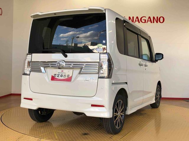 タント カスタムＸ　トップエディションＶＳ　ＳＡＩＩＩ　４ＷＤ　両側電動スライドドア　アイドリングストップ　プッシュスタート　スマートキー　衝突被害軽減システム　横滑り防止機能　オートライト　オートエアコン　電動格納ドアミラー　ＡＢＳ（10枚目）
