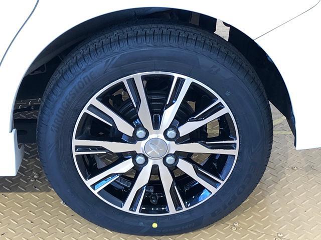 タント カスタムＸ　トップエディションＶＳ　ＳＡＩＩＩ　４ＷＤ　両側電動スライドドア　アイドリングストップ　プッシュスタート　スマートキー　衝突被害軽減システム　横滑り防止機能　オートライト　オートエアコン　電動格納ドアミラー　ＡＢＳ（24枚目）