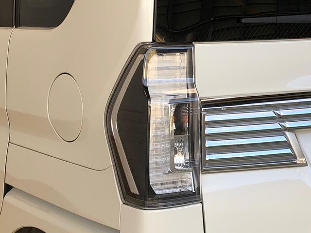 タント カスタムＸ　トップエディションＶＳ　ＳＡＩＩＩ　４ＷＤ　両側電動スライドドア　アイドリングストップ　プッシュスタート　スマートキー　衝突被害軽減システム　横滑り防止機能　オートライト　オートエアコン　電動格納ドアミラー　ＡＢＳ（32枚目）