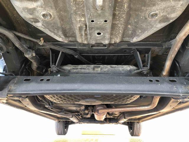 タフト Ｘ　２ＷＤ　スカイルーフ　　プッシュスタート　スマートキー　オートライト　オートエアコン　電動パーキングブレーキ　衝突被害軽減システム　横滑り防止機能　アイドリングストップ　ＡＢＳ（51枚目）
