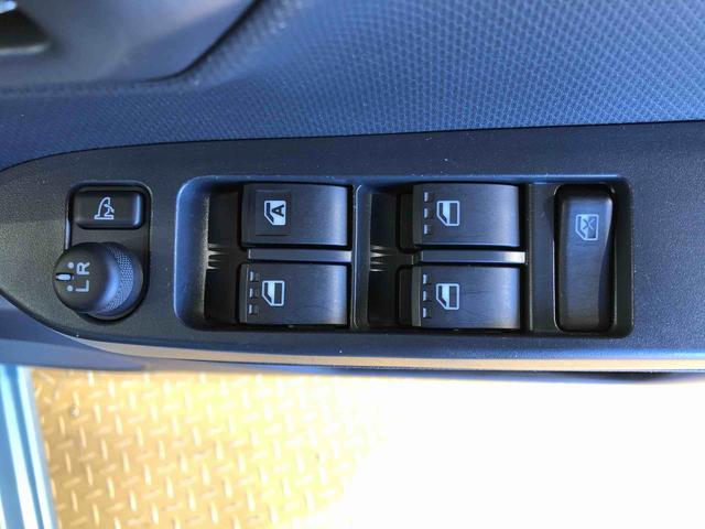 ミライース Ｘ　ＳＡＩＩＩ　２ＷＤ　アイドリングストップ　キーレスエントリー　衝突被害軽減システム　横滑り防止機能　電動格納ドアミラー　オートライト　マニュアルエアコン　パワステ　パワーウインドウ　ＡＢＳ　新品ナビ（34枚目）