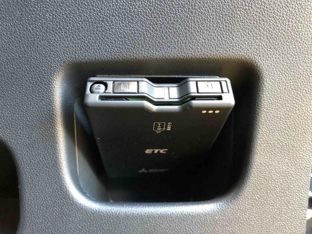 ムーヴ カスタム　ＲＳ　ハイパーリミテッドＳＡＩＩＩ　４ＷＤ　ターボ　衝突被害軽減システム　横滑り防止機能　アイドリングストップ　オートライト　プッシュスタート　スマートキー　オートエアコン　パワステ　パワーウインドウ　電動格納ドアミラー　ＡＢＳ（58枚目）