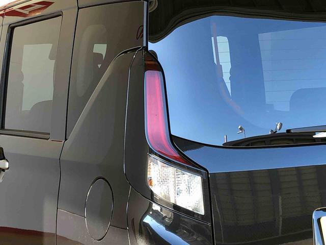 ムーヴ Ｇ　２ＷＤ　片側電動スライドドア　アイドリングストップ　プッシュスタート　スマートキー　衝突被害軽減システム　横滑り防止機能　オートライト　フォグランプ　オートエアコン　ＡＢＳ（32枚目）