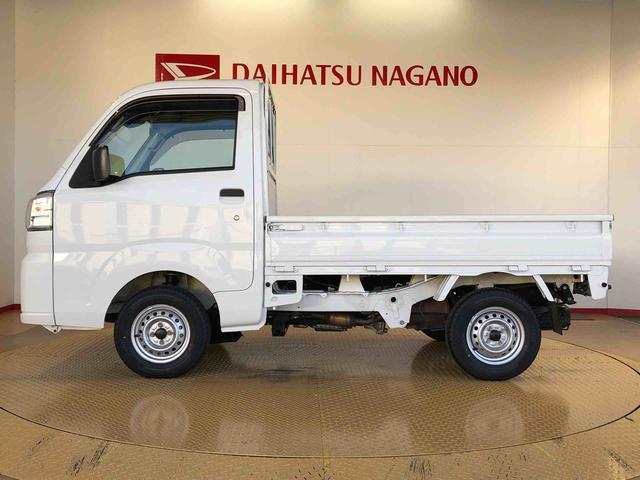 ハイゼットトラック スタンダード　農用スペシャル　４ＷＤ　マニュアルエアコン　パワステ　オートライト　作業灯　リヤ４枚リーフスプリング　ラジオデッキ　衝突被害軽減システム　横滑り防止機能　アイドリングストップ　ＡＢＳ（7枚目）