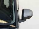 便利な電動格納ドアミラー付きです。